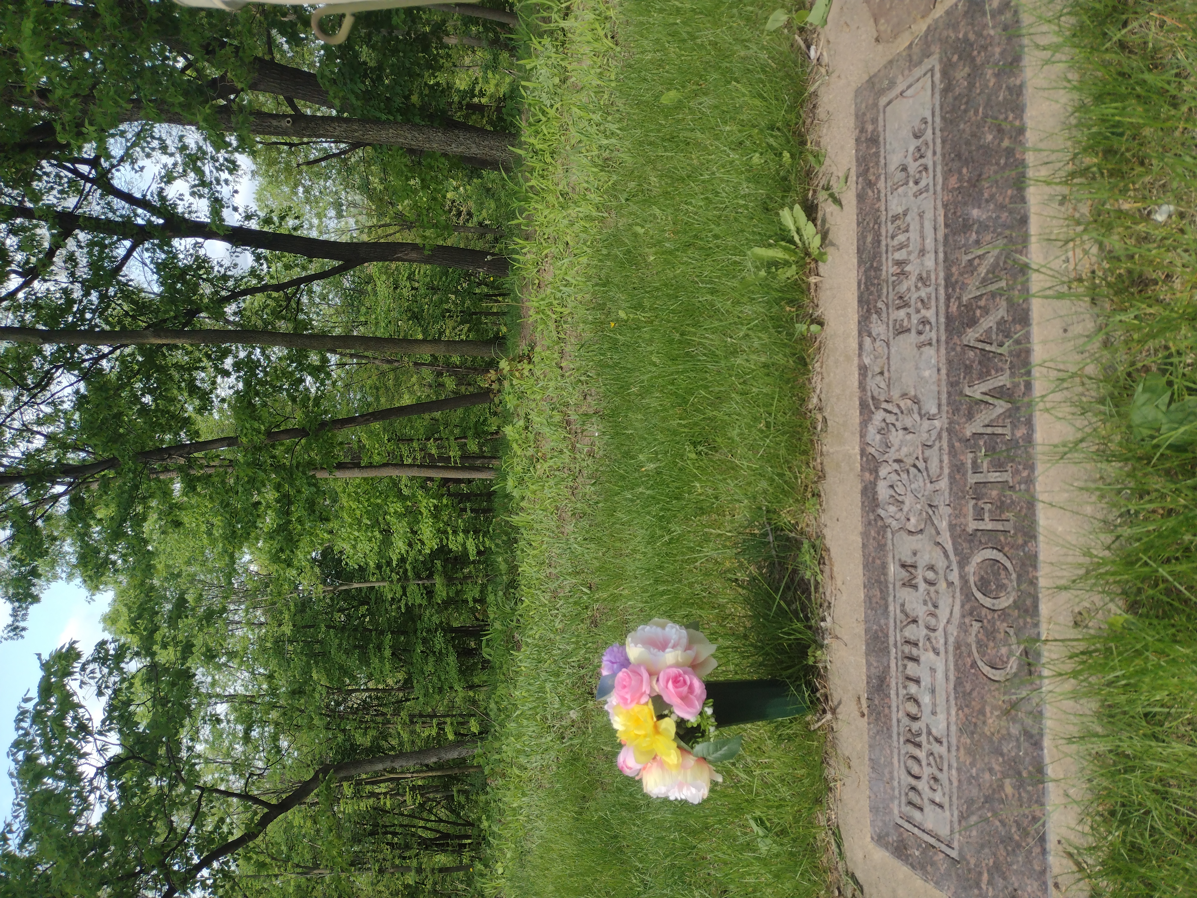 Flower delivery for Dorothy Mae Coffman