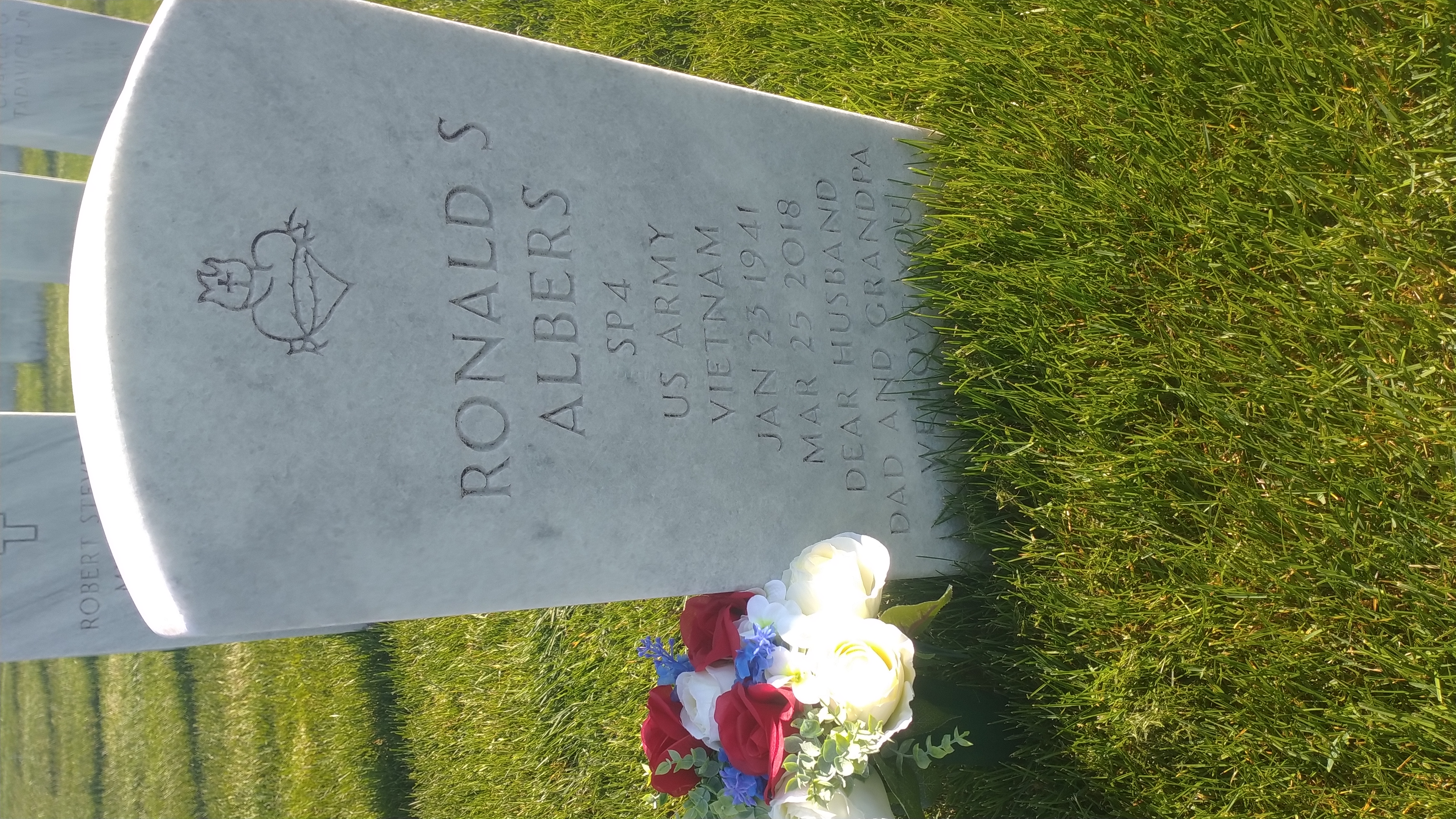 Flower delivery for Ronald Simon Albers