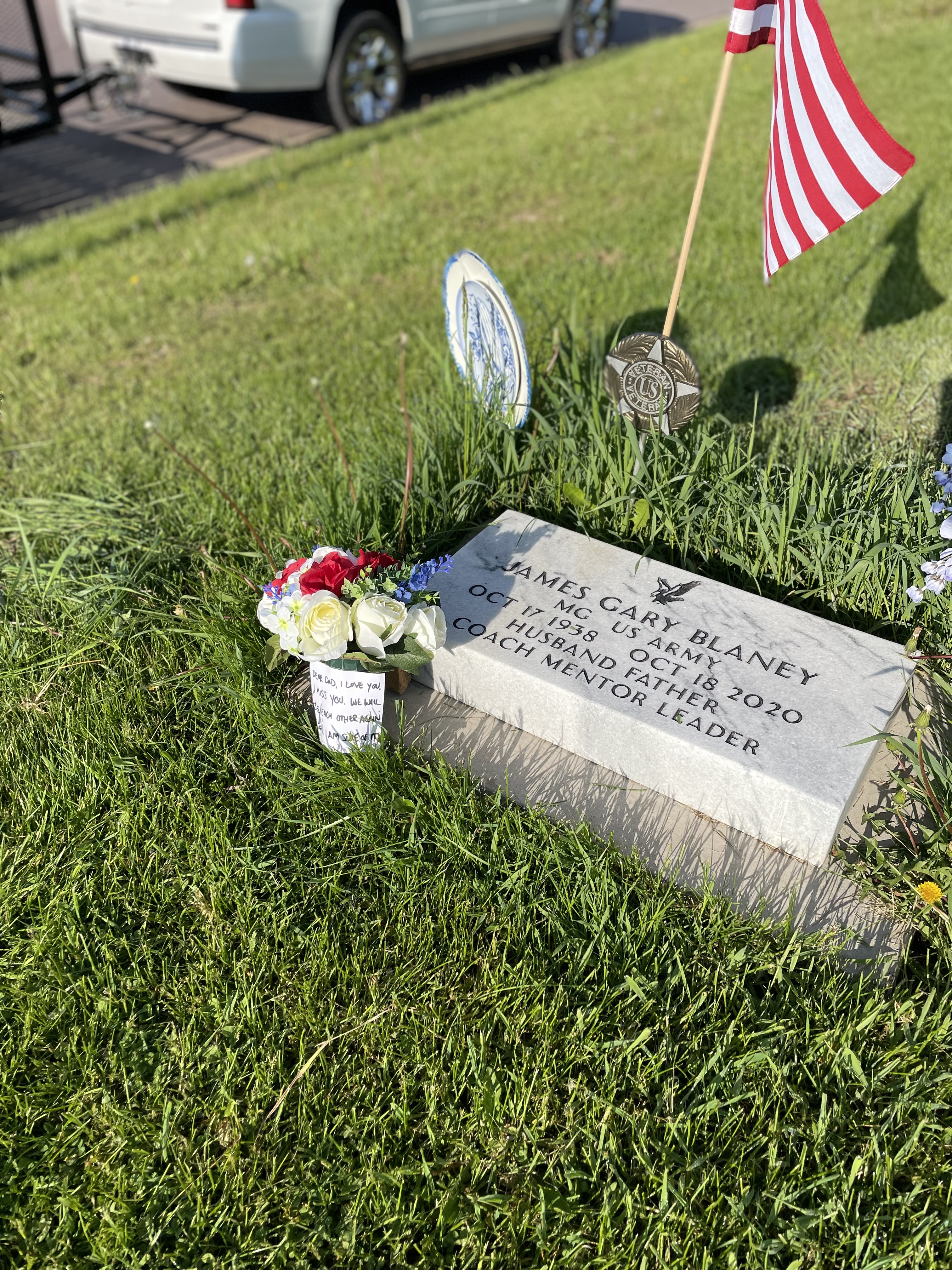 Flower delivery for James Gary Blaney