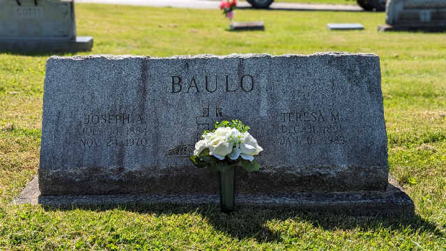 Flower delivery for Teresa M. Baulo