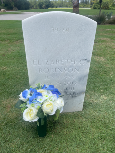 Flower delivery for Elizabeth Gloria Robinson