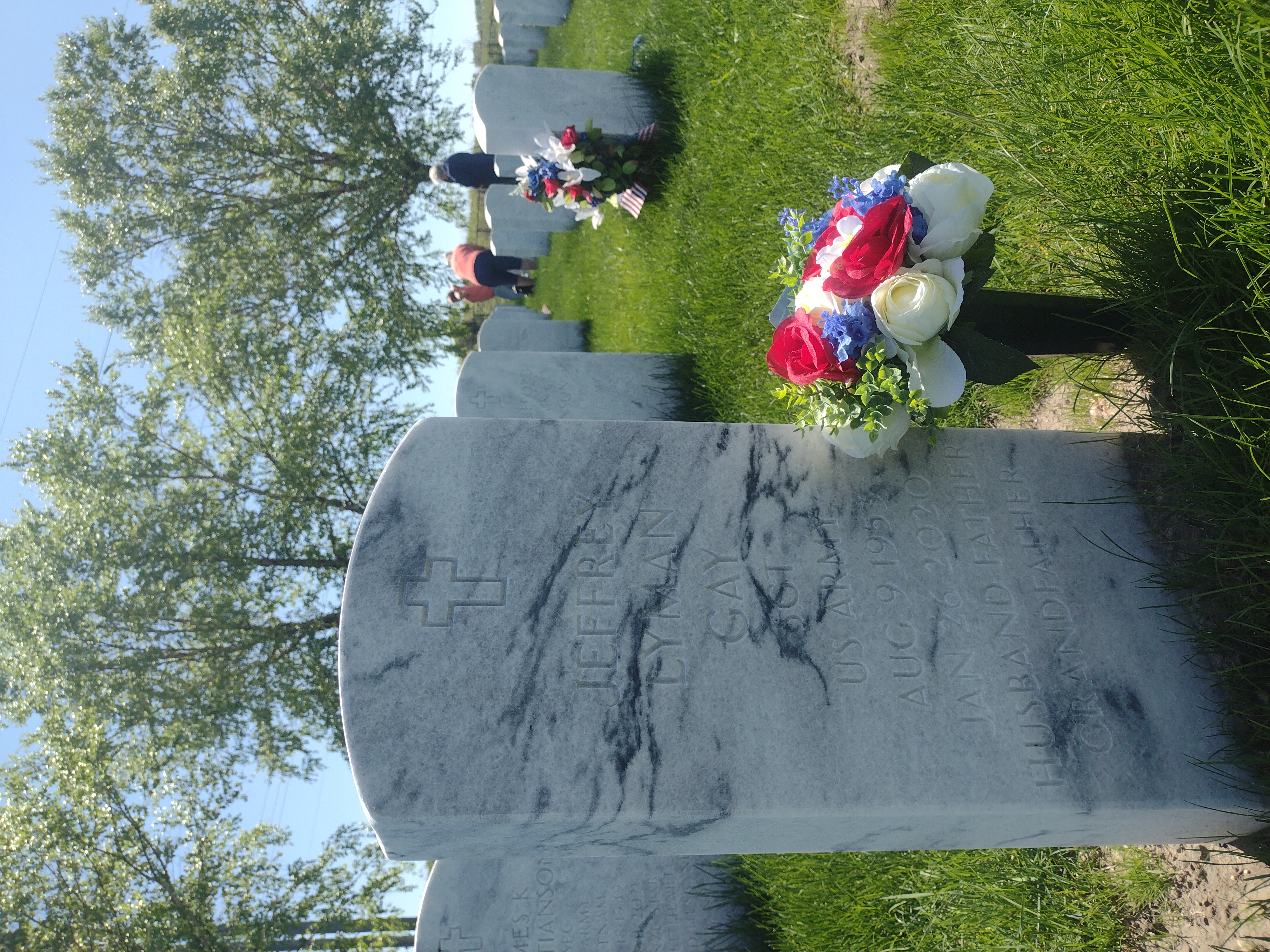 Flower delivery for Jeffrey Gay