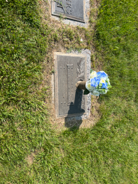 Flower delivery for Abraham K Wireko