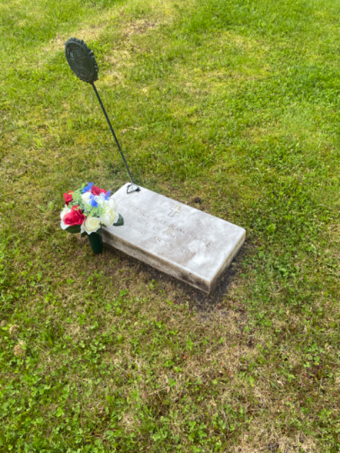 Flower delivery for Presence Kay Bissonette