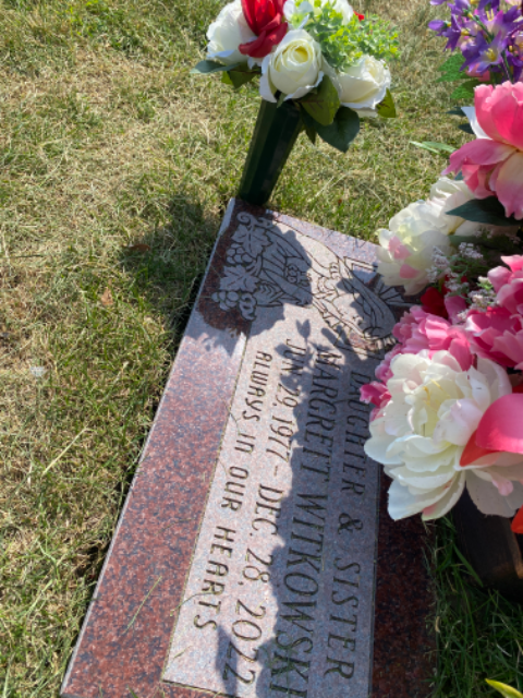 Flower delivery for Margarett Witkowski