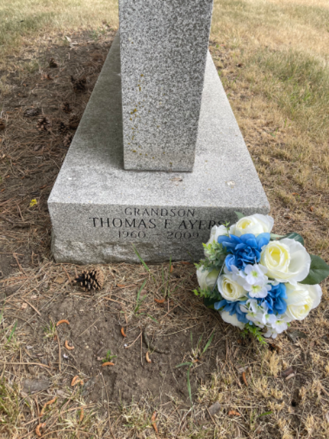 Flower delivery for Thomas Ayers