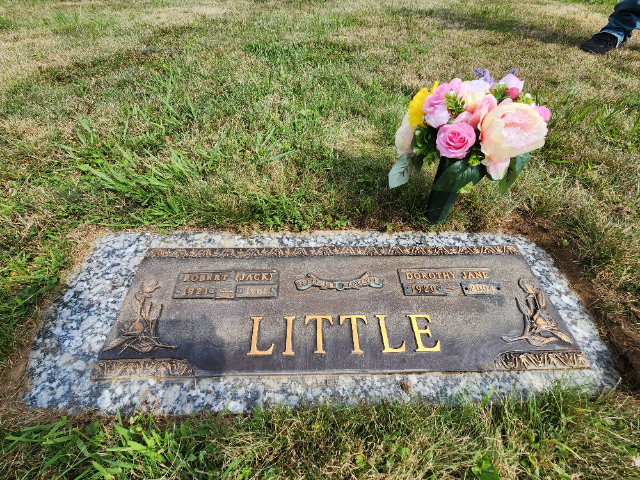 Flower delivery for Dorothy Jane Little