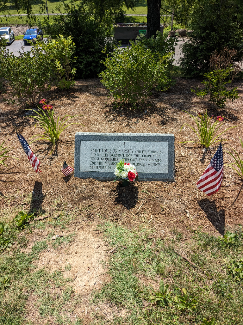 Flower delivery for Ramona Ferne Snodgrass