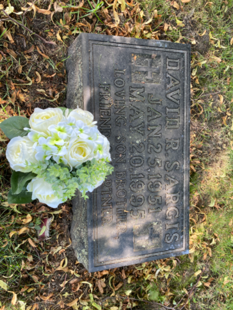 Flower delivery for David R. Sargis