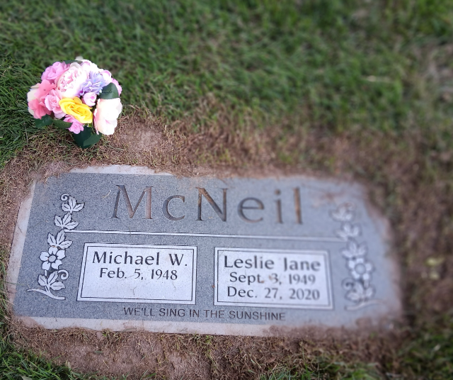 Flower delivery for Leslie McNeil