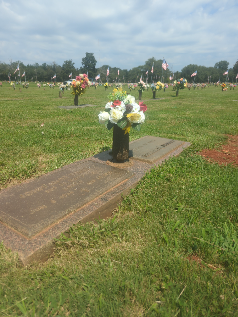 Flower delivery for John and Bobbie Amos/Jo Terry