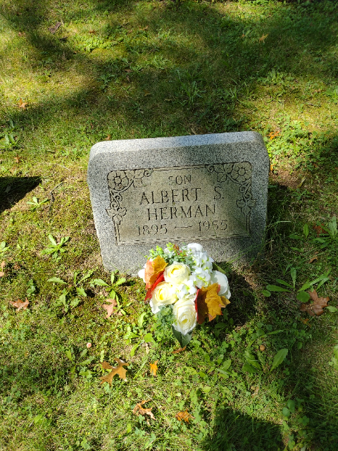 Flower delivery for Joseph M Hensler