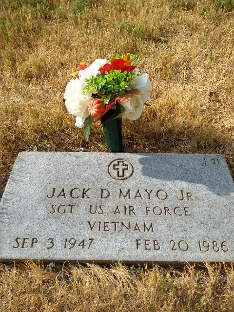 Flower delivery for Jack Duane Mayo