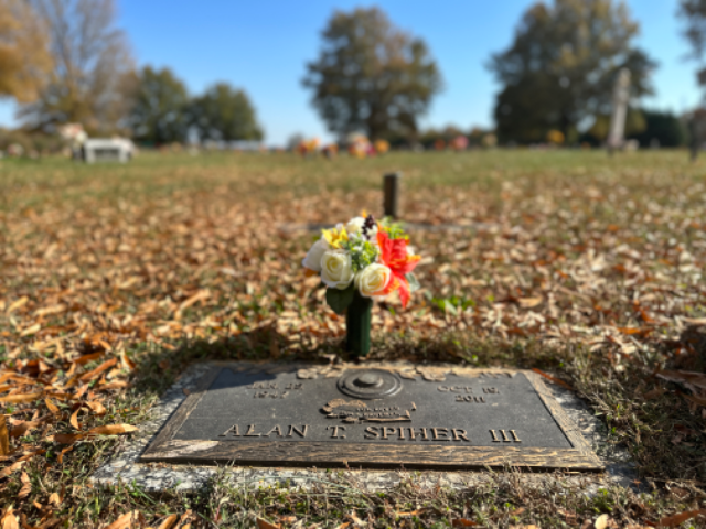 Flower delivery for Alan T Spiher