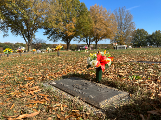 Flower delivery for Alan T Spiher