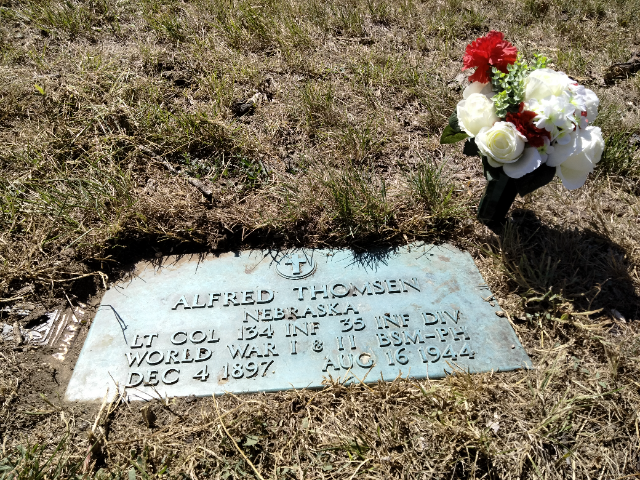 Flower delivery for Alfred Thomsen