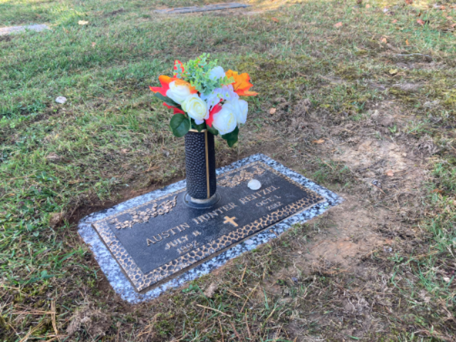 Flower delivery for Austin Hunter Reitzel