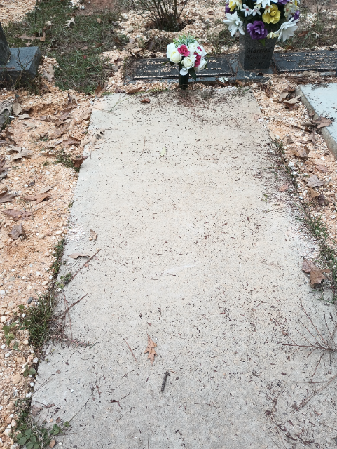 Flower delivery for Freddie M. Hunter