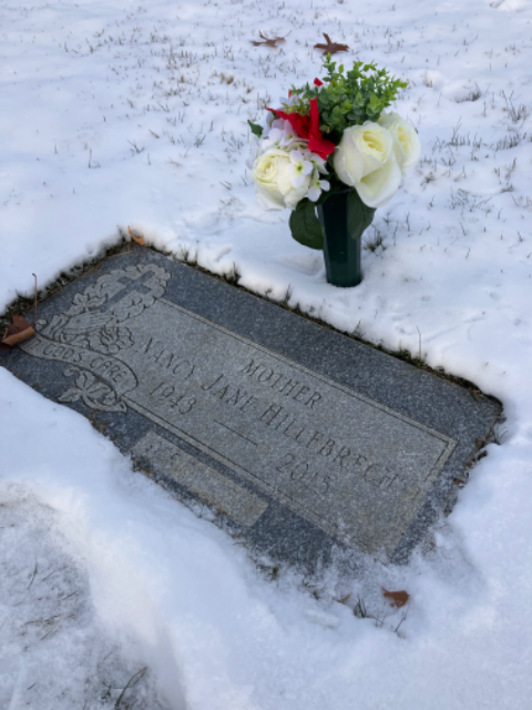 Flower delivery for Nancy J. Hillebrecht