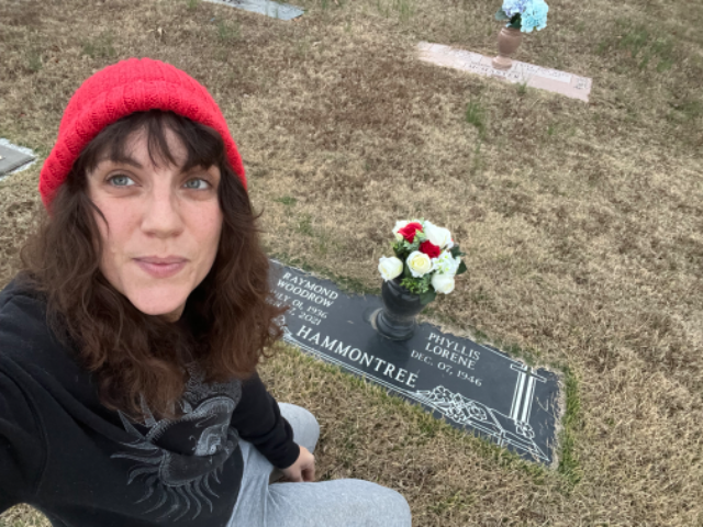 Flower delivery for Raymond Woodrow Hammontree