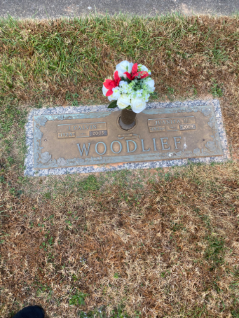 Flower delivery for James Calvin & Ruby Juanita Mother’s Maiden – Dickerson Woodlief