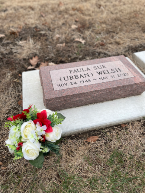 Flower delivery for Paula Sue Welsh