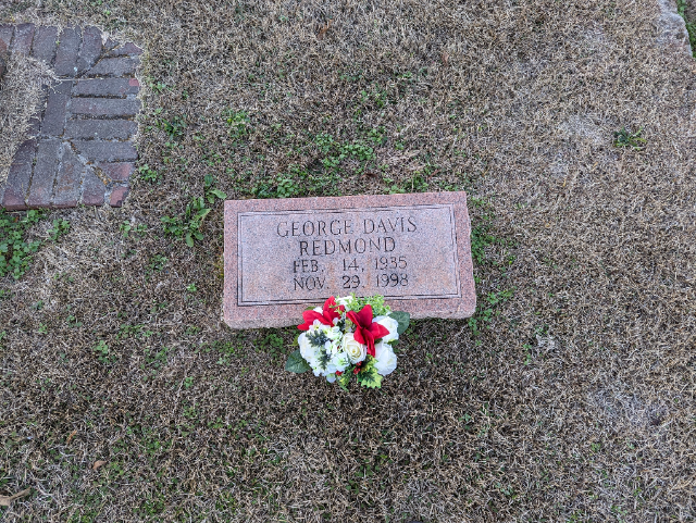 Flower delivery for George Davis Redmond