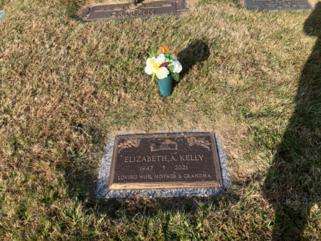 Flower delivery for Elizabeth Griffin Kelly