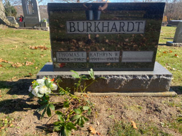 Flower delivery for Thomas E Burkhardt