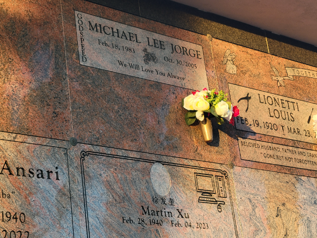 Flower delivery for Michael Lee George