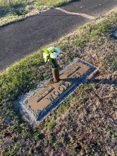 Flower delivery for James Calvin & Ruby Juanita Mother’s Maiden – Dickerson Woodlief