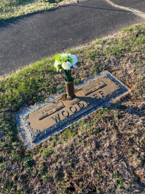 Flower delivery for James Calvin & Ruby Juanita Mother’s Maiden – Dickerson Woodlief