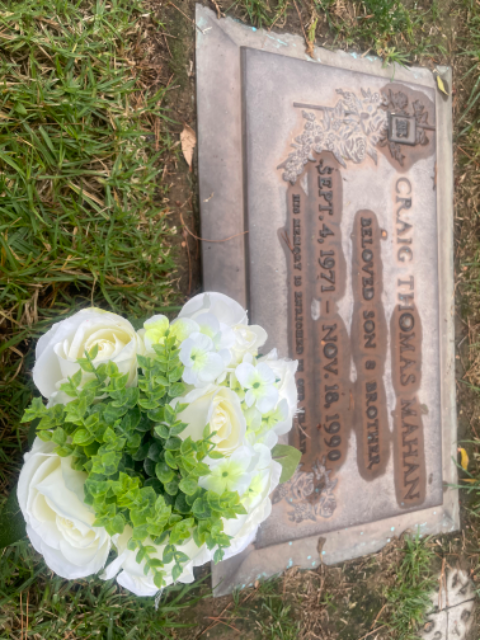 Flower delivery for Craig Thomas Mahan