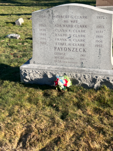 Flower delivery for Elsa Clark Payonzeck