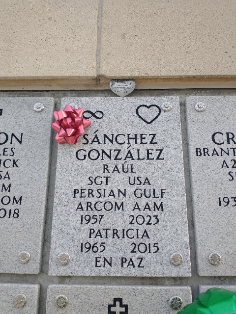 Flower delivery for Raul SanchezGonzalez