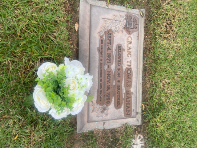 Flower delivery for Craig Thomas Mahan