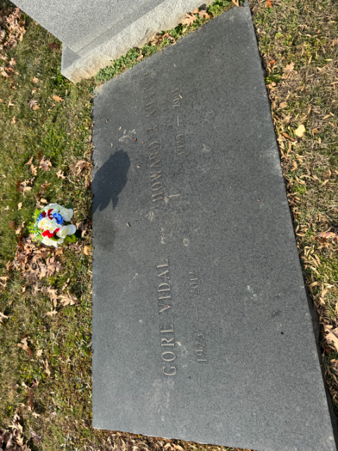 Flower delivery for Gore Vidal