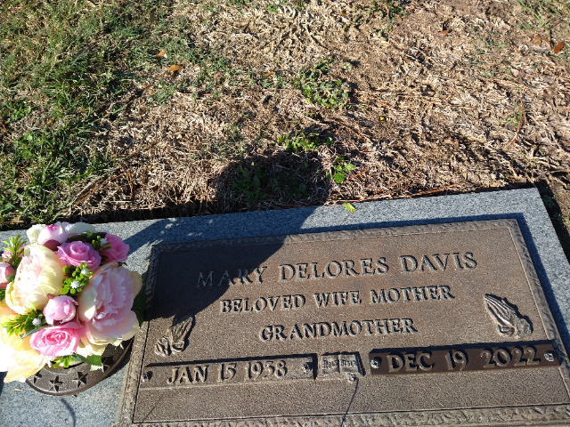 Flower delivery for Grave Flowers