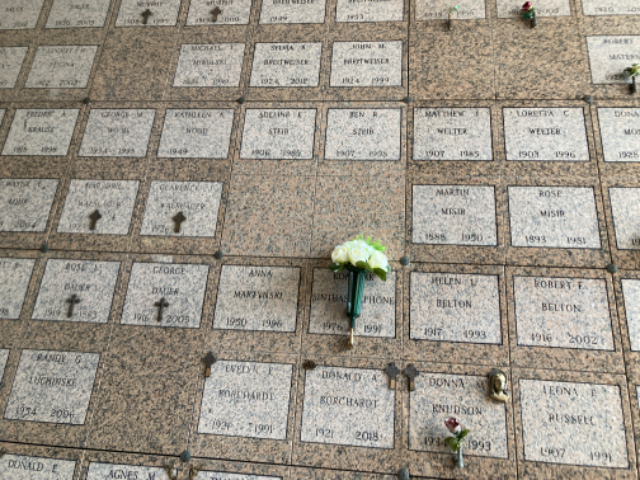 Flower delivery for Konerak Sinthasomphone