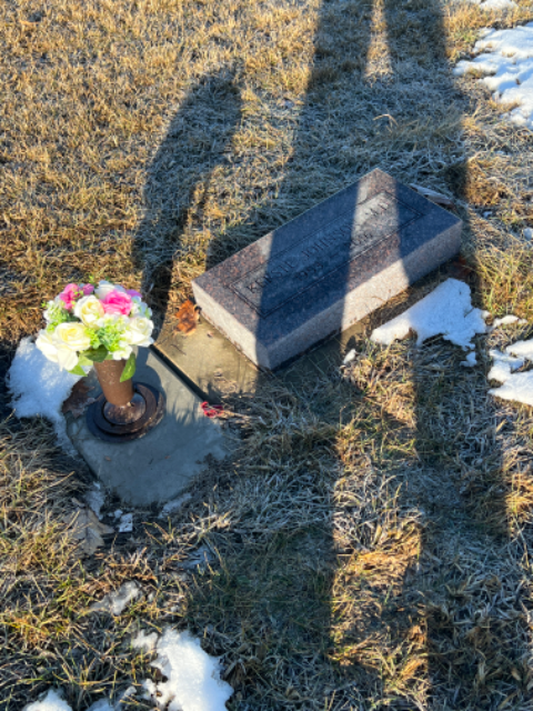 Flower delivery for Kerste Johnson