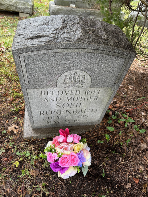 Flower delivery for Sofie Rosenbaum