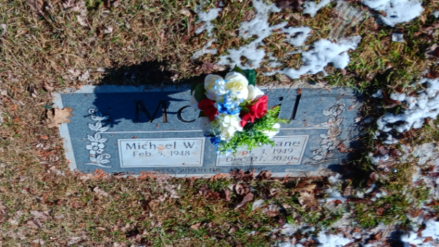 Flower delivery for Leslie McNeil