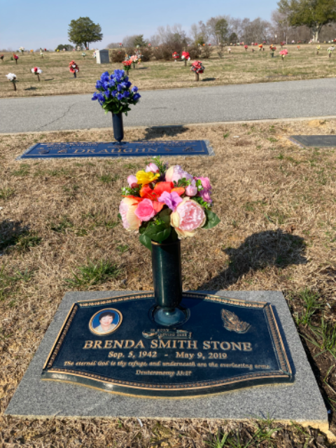 Flower delivery for Brenda Smith Stone