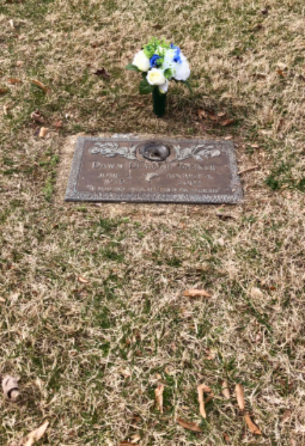 Flower delivery for Dawn Basker