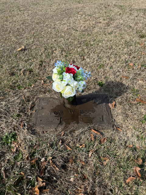 Flower delivery for Robert Thomas Bell