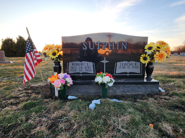 Flower delivery for ROBERT L SUTPHIN