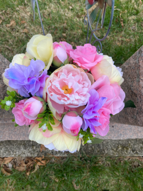 Flower delivery for Ruby Eloise Baker