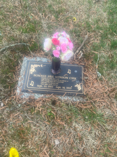 Flower delivery for Bonnie Sue Csik