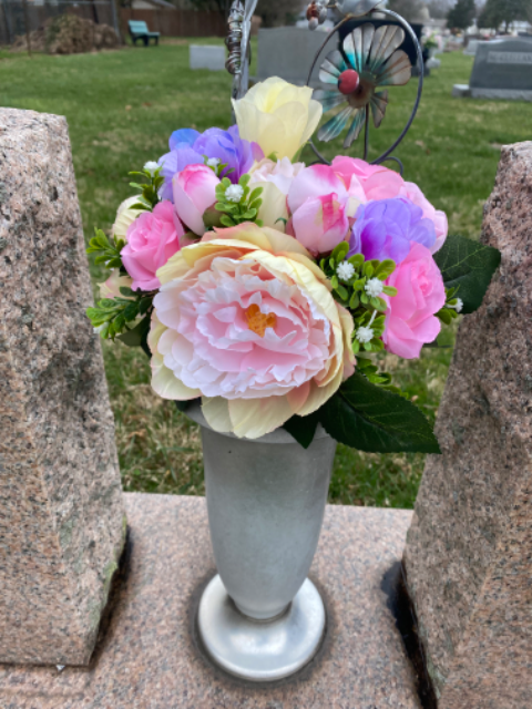 Flower delivery for Ruby Eloise Baker