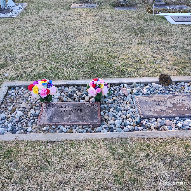 Flower delivery for Mary Jane Zeilinger